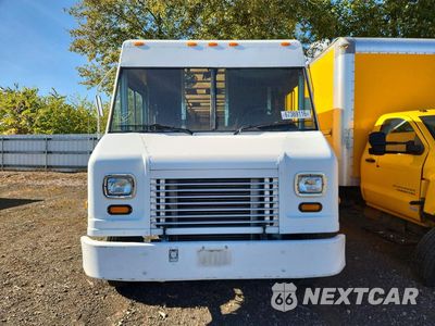 Piąte zdjęcie samochodu w środku: 2007 FREIGHTLINER MT45 CHASSIS DELIVERY TRUCK VIN:4UZAANBW87CX54039 - miniatura