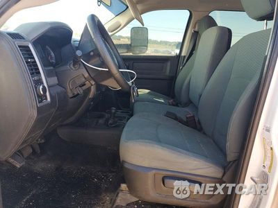 Zdjęcie 7 z 12 samochodu: 2017 RAM 2500 ST VIN:3C6UR5CL6HG624426 - miniatura