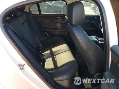 Zdjęcie 10 z 12 samochodu: 2017 JAGUAR XE PREMIUM VIN:SAJAD4BG6HA965821 - miniatura