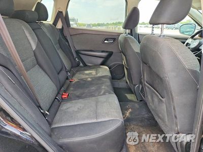 Zdjęcie 10 z 12 samochodu: 2021 NISSAN ROGUE SV VIN:5N1AT3BA4MC765103 - miniatura