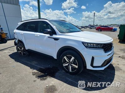 Czwarte zdjęcie samochodu z boku: 2021 KIA SORENTO EX VIN:5XYRHDLF2MG062006 - miniatura