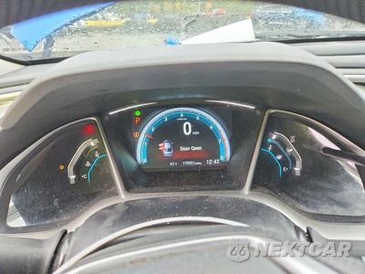 Zdjęcie 9 z 12 samochodu: 2016 HONDA CIVIC EX VIN:2HGFC1F33GH657309 - miniatura