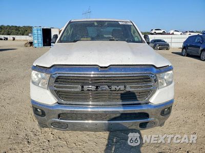 Piąte zdjęcie samochodu w środku: 2021 RAM 1500 BIG HORN/LONE STAR VIN:1C6RRFBG9MN517341 - miniatura