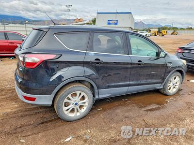 Trzecie zdjęcie samochodu z tyłu: 2017 FORD ESCAPE SE VIN:1FMCU0GD7HUC80302 - miniatura