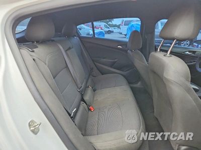 Zdjęcie 10 z 12 samochodu: 2019 CHEVROLET CRUZE LT VIN:3G1BE6SM7KS562690 - miniatura