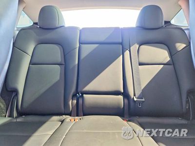 Zdjęcie 10 z 13 samochodu: 2024 TESLA MODEL Y VIN:7SAYGDEE0RA258088 - miniatura