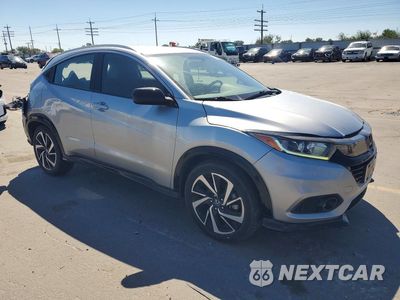 Czwarte zdjęcie samochodu z boku: 2019 HONDA HR-V SPORT VIN:3CZRU6H14KG708319 - miniatura