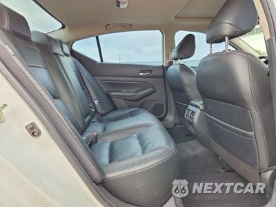 Zdjęcie 10 z 13 samochodu: 2019 NISSAN ALTIMA SL VIN:1N4BL4EW6KC133440 - miniatura