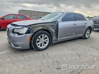 2015 CHRYSLER 300 LIMITED 2C3CCAAGXFH813960 - główne zdjęcie licytacji z USA - miniatura