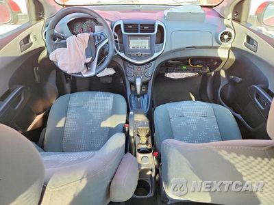 Zdjęcie 8 z 12 samochodu: 2017 CHEVROLET SONIC LS VIN:1G1JB5SHXH4166330 - miniatura