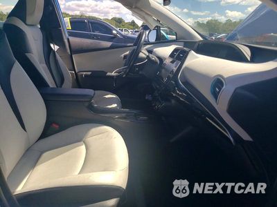 Zdjęcie 7 z 12 samochodu: 2020 TOYOTA PRIUS XLE VIN:JTDKARFUXL3113087 - miniatura