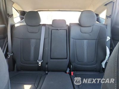 Zdjęcie 10 z 13 samochodu: 2026 HYUNDAI TUCSON SEL VIN:5NMJB3DE8TH671409 - miniatura