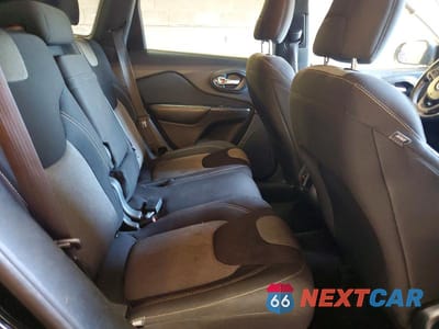 Zdjęcie 11 z 13 samochodu: 2016 JEEP CHEROKEE SPORT VIN:1C4PJLAB7GW350729 - miniatura