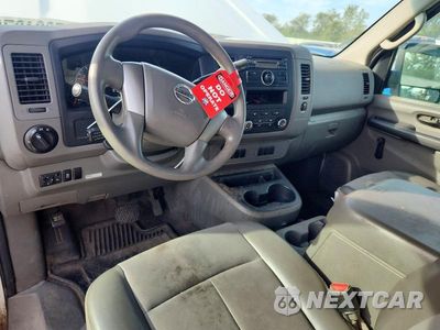 Zdjęcie 8 z 12 samochodu: 2013 NISSAN NV 2500 VIN:1N6BF0LX4DN113620 - miniatura