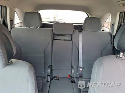 Zdjęcie 10 z 13 samochodu: 2016 KIA SORENTO LX VIN:5XYPGDA32GG045195 - miniatura