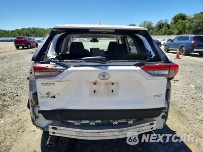 Zdjęcie 6 z 14 samochodu: 2020 TOYOTA RAV4 XLE VIN:JTMW1RFV9LD060435 - miniatura