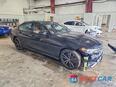 Czwarte zdjęcie samochodu z boku: 2022 BMW M340XI VIN:3MW5U9J00N8C69803 - miniatura