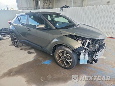 Czwarte zdjęcie samochodu z boku: 2021 TOYOTA C-HR XLE VIN:JTNKHMBX6M1104166 - miniatura