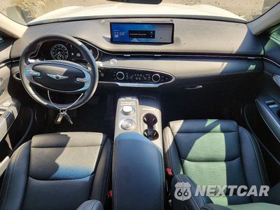 Zdjęcie 8 z 13 samochodu: 2023 GENESIS GV70 2.5T STANDARD VIN:KMUMADTB6PU138404 - miniatura