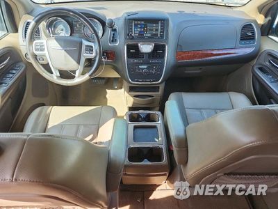 Zdjęcie 8 z 13 samochodu: 2014 CHRYSLER TOWN & COUNTRY TOURING VIN:2C4RC1BG2ER295789 - miniatura