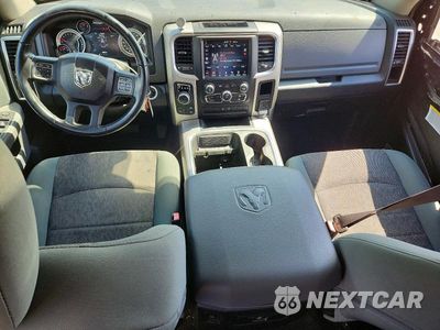 Zdjęcie 8 z 13 samochodu: 2018 RAM 1500 SLT VIN:1C6RR7LT7JS138174 - miniatura