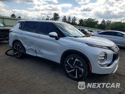 Czwarte zdjęcie samochodu z boku: 2023 MITSUBISHI OUTLANDER SE VIN:JA4J4UA86PZ044542 - miniatura