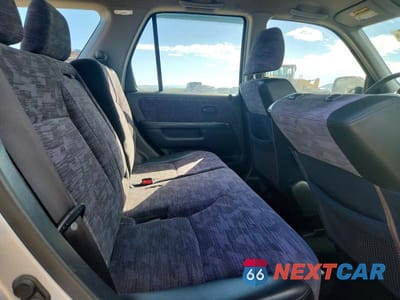 Zdjęcie 10 z 13 samochodu: 2002 HONDA CR-V LX VIN:JHLRD684X2C002459 - miniatura