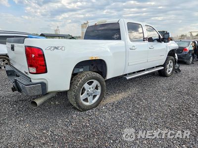 Trzecie zdjęcie samochodu z tyłu: 2013 GMC SIERRA 2500 HD WORK VIN:1GT121E84DF106926 - miniatura