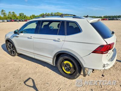 Drugie zdjęcie samochodu z przodu: 2022 VOLKSWAGEN TIGUAN SEL R-LINE VIN:3VV4B7AX9NM137296 - miniatura