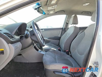 Zdjęcie 7 z 12 samochodu: 2013 HYUNDAI ACCENT GS VIN:KMHCT5AE8DU107304 - miniatura