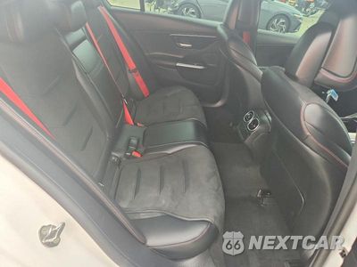 Zdjęcie 10 z 12 samochodu: 2023 MERCEDES-BENZ C 43 AMG VIN:W1KAF8HB9PR116297 - miniatura