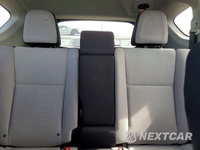 Zdjęcie 10 z 14 samochodu: 2016 TOYOTA RAV4 XLE VIN:2T3RFREV6GW423847 - miniatura