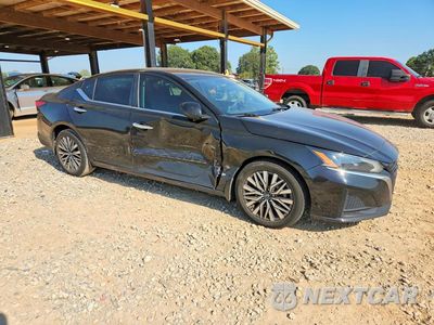 Czwarte zdjęcie samochodu z boku: 2023 NISSAN ALTIMA SV VIN:1N4BL4DV3PN403454 - miniatura