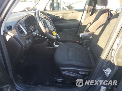 Zdjęcie 7 z 13 samochodu: 2022 JEEP RENEGADE LATITUDE VIN:ZACNJDB12NPN47978 - miniatura