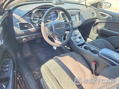 Zdjęcie 8 z 12 samochodu: 2015 CHRYSLER 200 LIMITED VIN:1C3CCCAB0FN576807 - miniatura