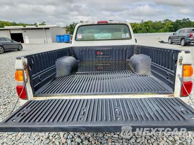 Zdjęcie 10 z 12 samochodu: 2004 TOYOTA TACOMA BASE VIN:5TENL42N74Z306339 - miniatura