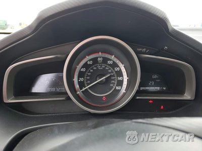 Zdjęcie 9 z 12 samochodu: 2016 MAZDA 3 TOURING VIN:3MZBM1V74GM239872 - miniatura