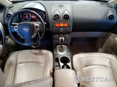 Zdjęcie 8 z 13 samochodu: 2010 NISSAN ROGUE S VIN:JN8AS5MV8AW107494 - miniatura
