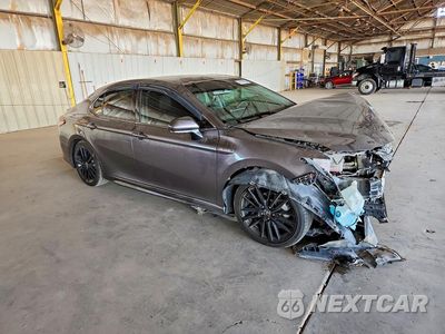 Czwarte zdjęcie samochodu z boku: 2021 TOYOTA CAMRY XSE VIN:4T1K31AK8MU569906 - miniatura