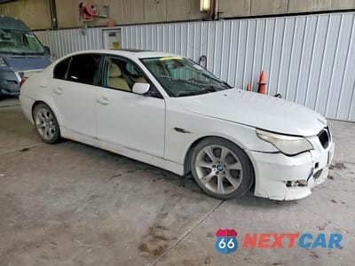 Czwarte zdjęcie samochodu z boku: 2010 BMW 5 SERIES I VIN:WBANW1C54AC164625 - miniatura