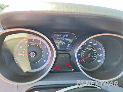 Zdjęcie 9 z 12 samochodu: 2012 HYUNDAI ELANTRA GLS VIN:KMHDH4AE3CU274409 - miniatura
