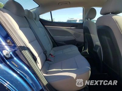 Zdjęcie 10 z 13 samochodu: 2019 HYUNDAI ELANTRA SEL VIN:5NPD84LF3KH462687 - miniatura
