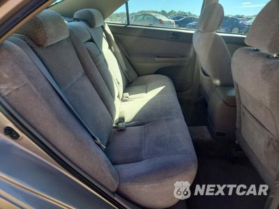 Zdjęcie 10 z 13 samochodu: 2004 TOYOTA CAMRY LE V6 VIN:4T1BF32K44U066570 - miniatura