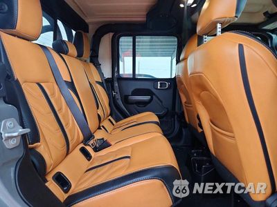 Zdjęcie 10 z 12 samochodu: 2020 JEEP GLADIATOR SPORT VIN:1C6HJTAG8LL172719 - miniatura