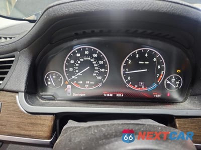Zdjęcie 9 z 12 samochodu: 2011 BMW 750 XI VIN:WBAKC6C52BC394822 - miniatura
