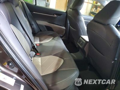Zdjęcie 10 z 12 samochodu: 2018 TOYOTA CAMRY HYBRID XLE VIN:4T1B21HK0JU009687 - miniatura