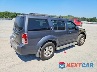 Trzecie zdjęcie samochodu z tyłu: 2012 NISSAN PATHFINDER S VIN:5N1AR1NB0CC620128 - miniatura