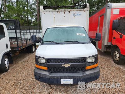 Piąte zdjęcie samochodu w środku: 2015 CHEVROLET EXPRESS BOX TRUCK VIN:1GB3G3CG8F1225924 - miniatura