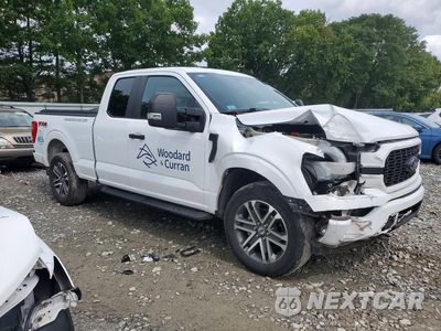 Czwarte zdjęcie samochodu z boku: 2023 FORD F150 SUPER CAB VIN:1FTFX1E51PKF61323 - miniatura