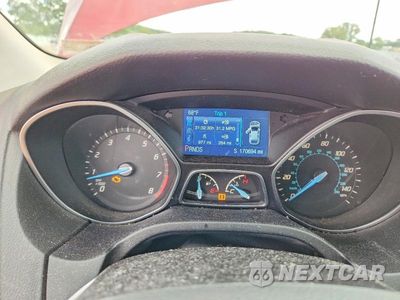 Zdjęcie 9 z 12 samochodu: 2014 FORD FOCUS SE VIN:1FADP3F21EL395910 - miniatura